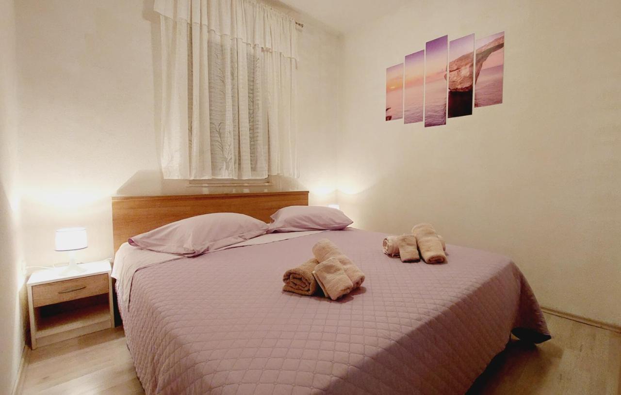 Apartments Pletikosa 브로다리카 외부 사진