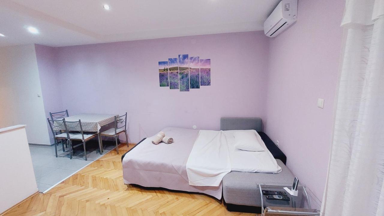 Apartments Pletikosa 브로다리카 외부 사진